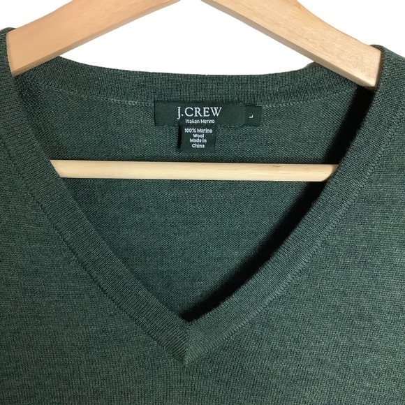J Crew 100% Italian Merino Wool V Neck Pullover Sweater in Hunter Green - Picture 3 of 13